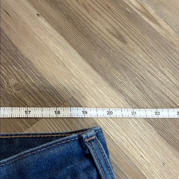 Carhartt Flame Resistant Jeans Relaxed fit NFPA 2112 Medium wash Men’s 42 X 30 - Picture 5 of 10